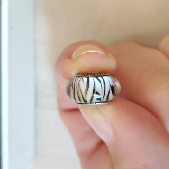 Authentic Pandora Zebra Striped Charm - Picture 1 of 5